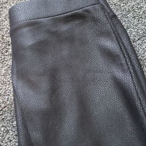Faux leather leggings, 27" length